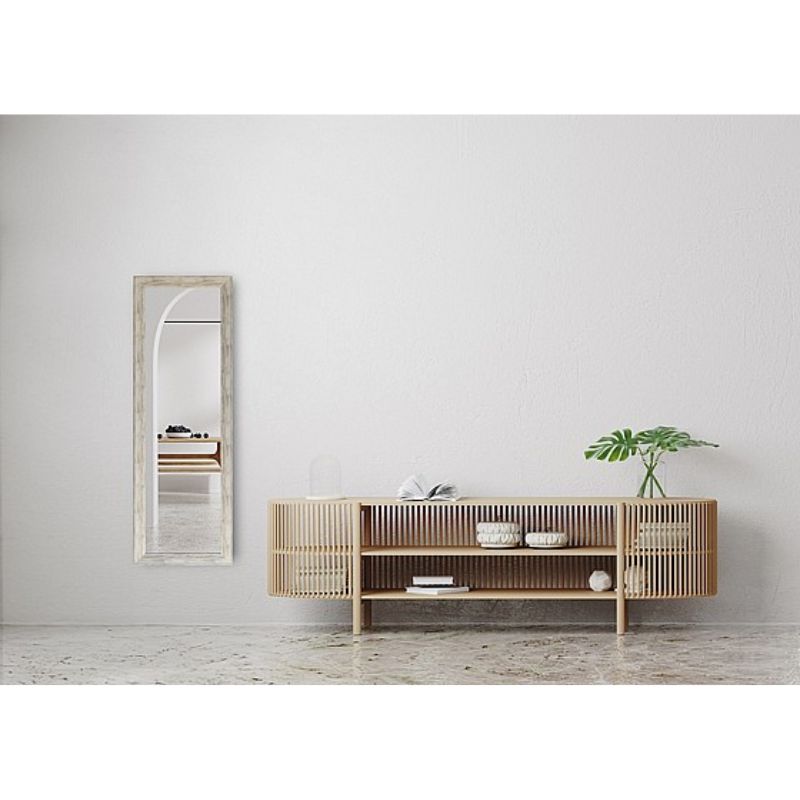 מראת תליה דגם אמי קטן 40X110 ס"מ במגוון צבעים לבחירה מראת תליה דגם אמי קטן 40X110 ס"מ במגוון צבעים לבחירה